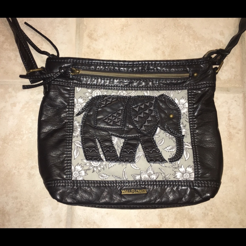 Wallflower Crossbody